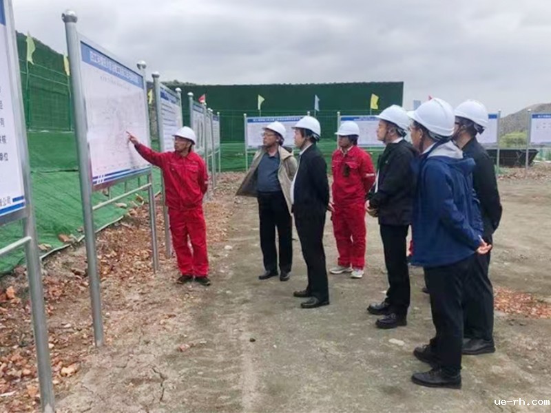 中陕核集团党委书记、董事长朱华平赴新疆地区在建项目调研指导